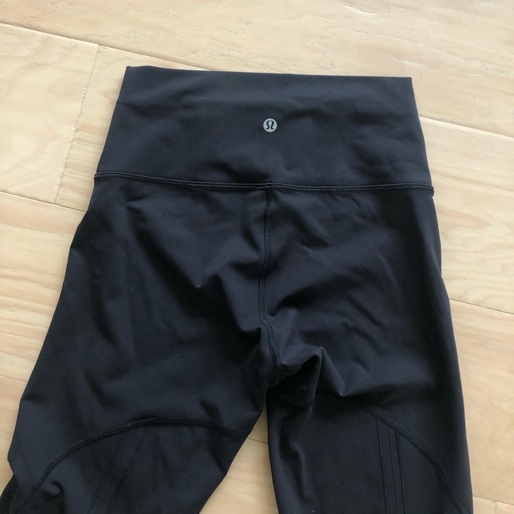 lululemon leggings size six